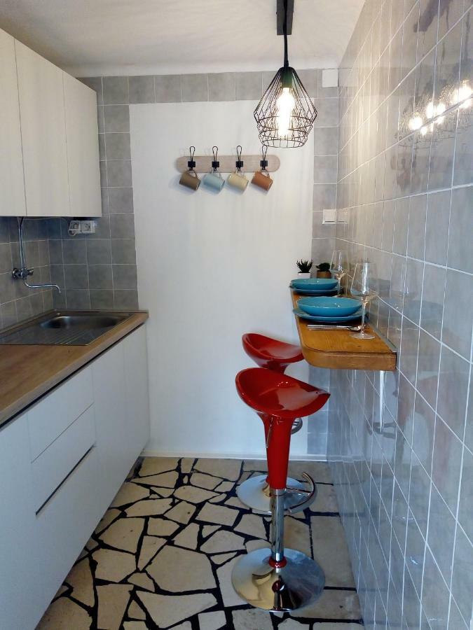 Apartmani Paulo Вис Экстерьер фото